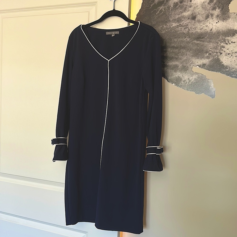 Sharagano long-sleeve navy dress - Size 6